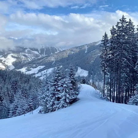 アパート Eva Maria 2 *