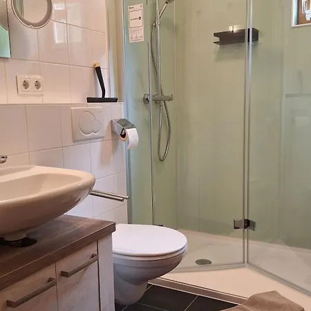 Eva Maria 2 アパート ラウリス