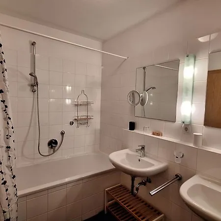 Eva Maria 2 ラウリス